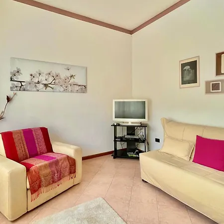 Apartment Hostly - Elisa - Between Pisa And Lucca